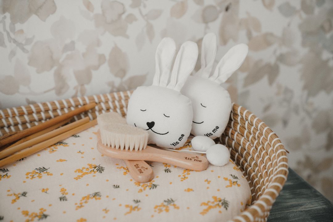 Brush & Mirror Set