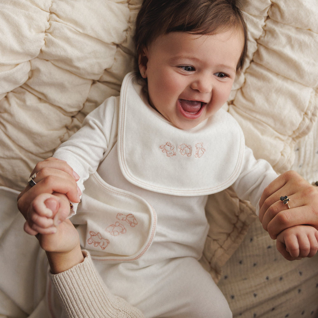 Winter White-Pink Stitching Embroidered Stitch Teddy 4 Piece Set