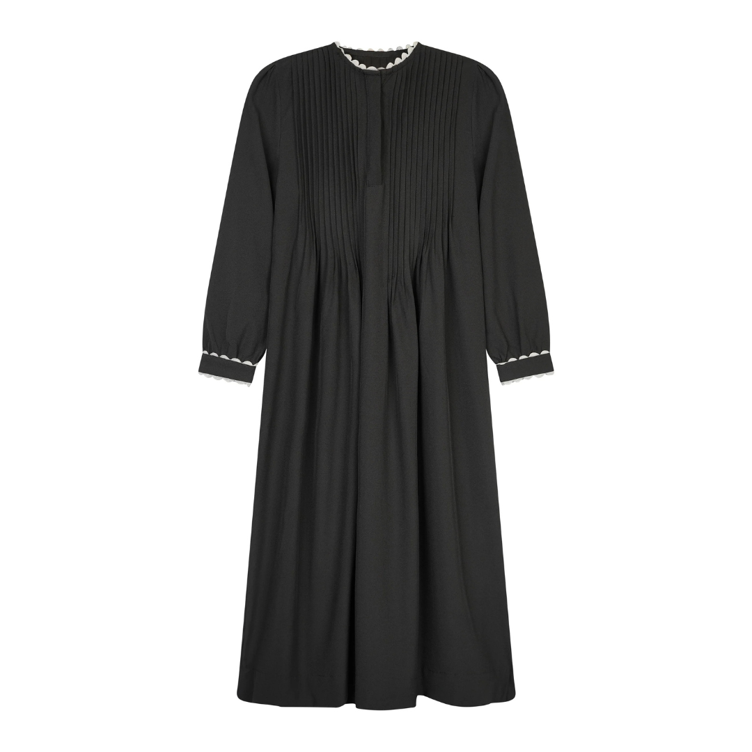 Black Olivia Scalloped Maxi