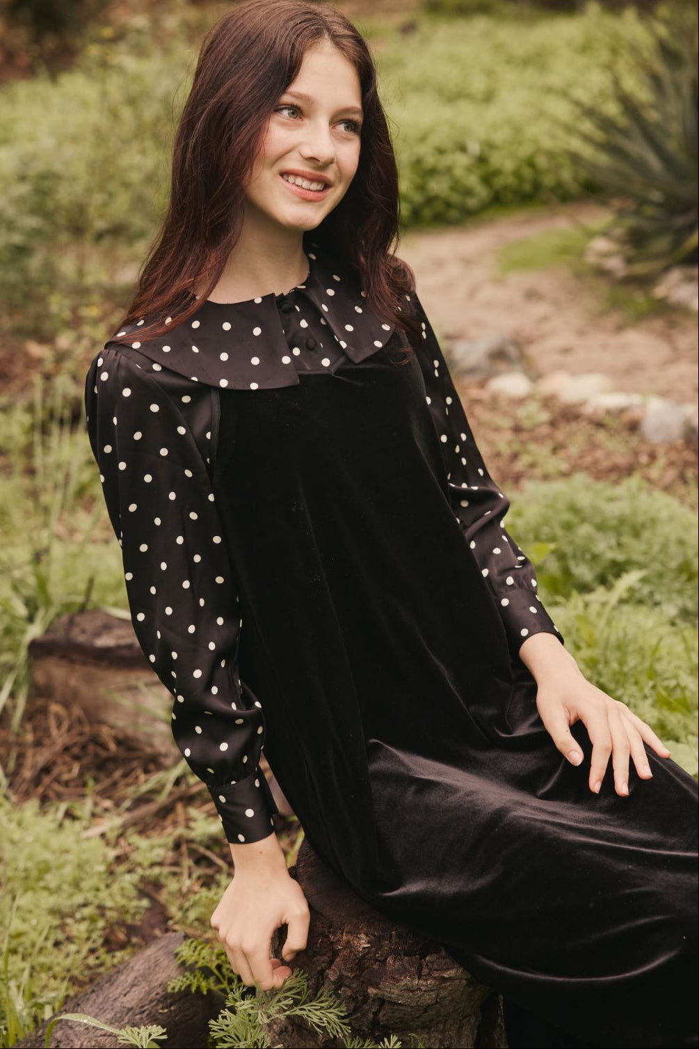 Black Scarlet Blouse and Velvet Teen Jumper Set