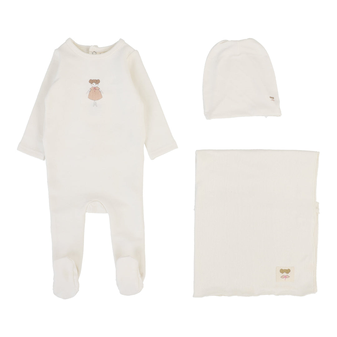 Cream/Doll Graphic Layette Set